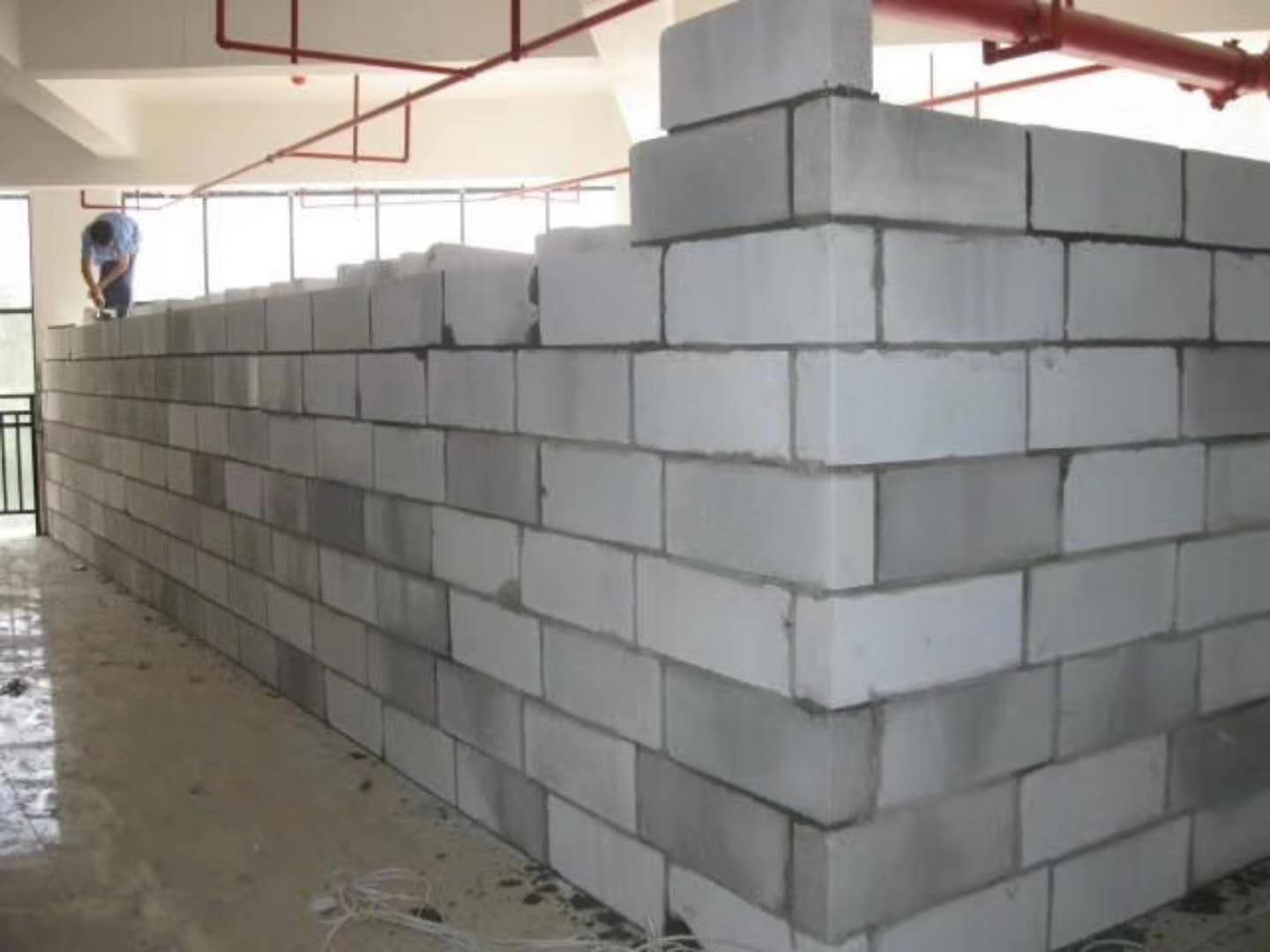 南岗蒸压加气混凝土砌块承重墙静力和抗震性能的研究